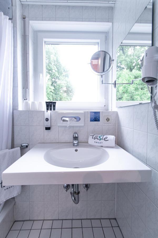 Taste Smart Hotel Backnang Luaran gambar
